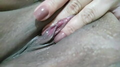 Buceta L&eacute_sbica Gozando Thumb